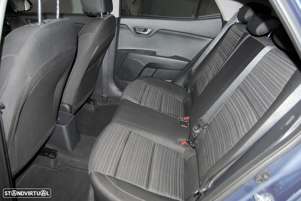 Kia Stonic 1.0 T-GDI Drive — fotografia 19