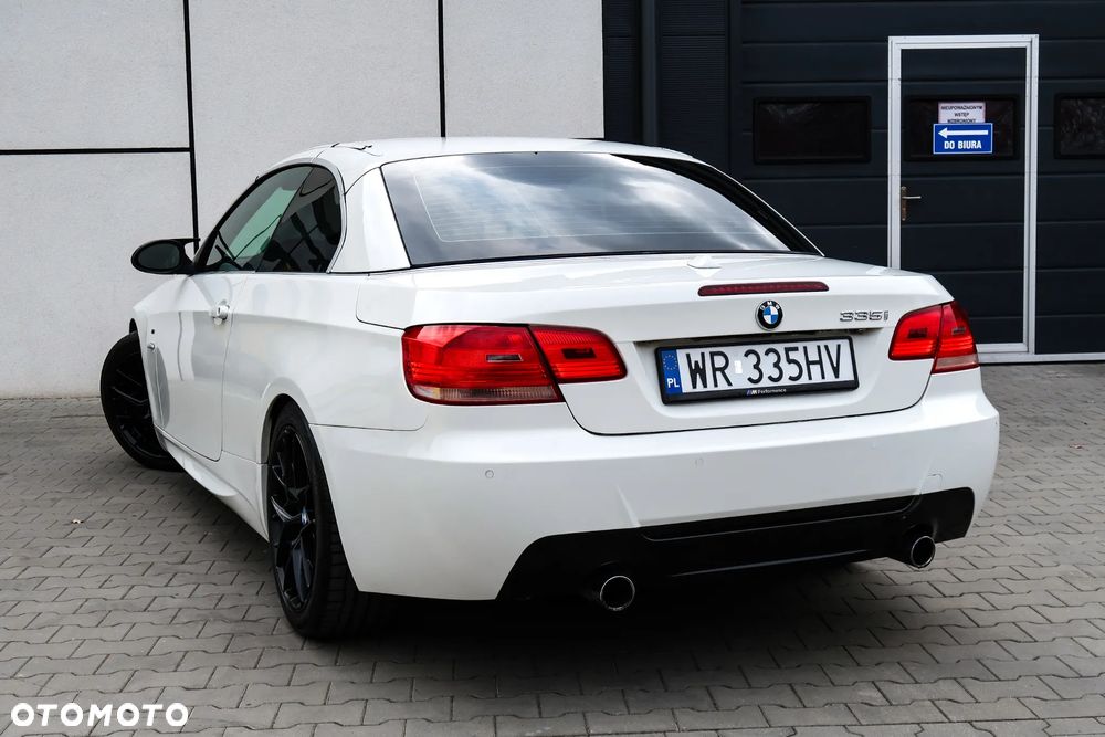 BMW Seria 3 335i - 18