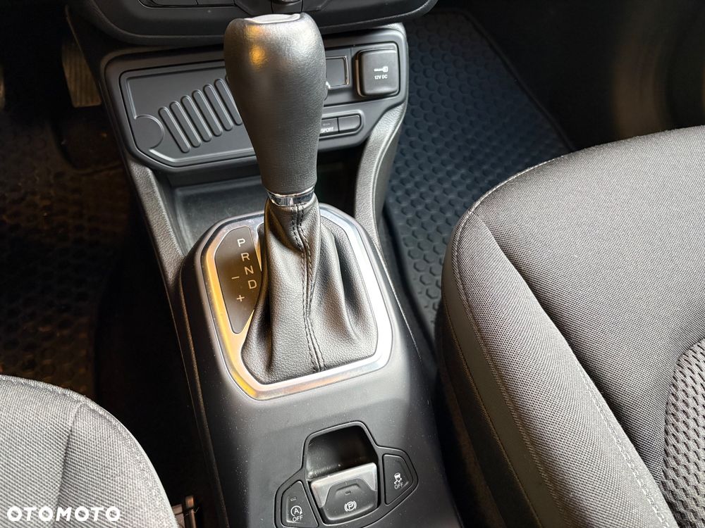 Jeep Renegade - 24