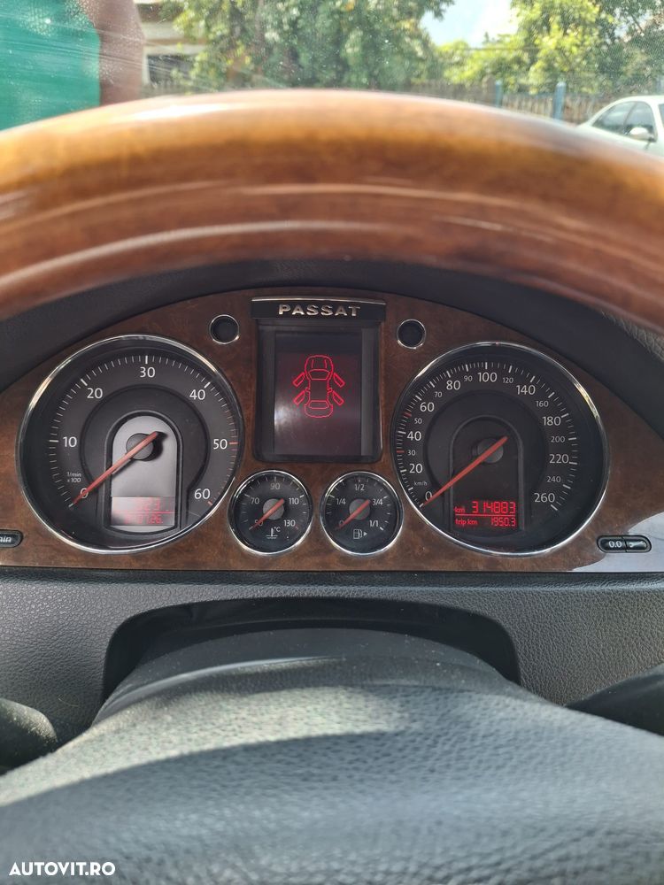 Volkswagen Passat - 8