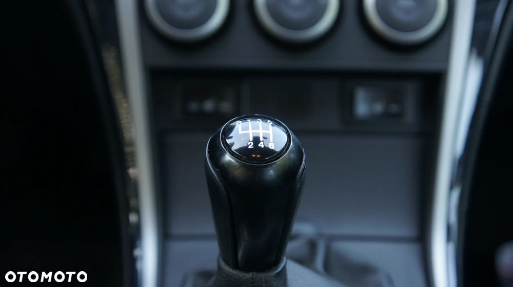 Mazda 6 2.0 Exclusive - 13