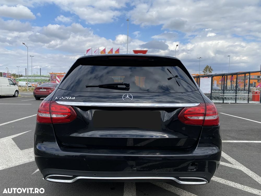 Mercedes-Benz C - 16