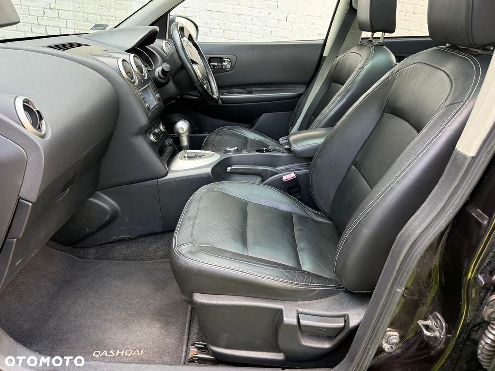 Nissan Qashqai 2.0 dCi 4x4 Tekna Premium - 18