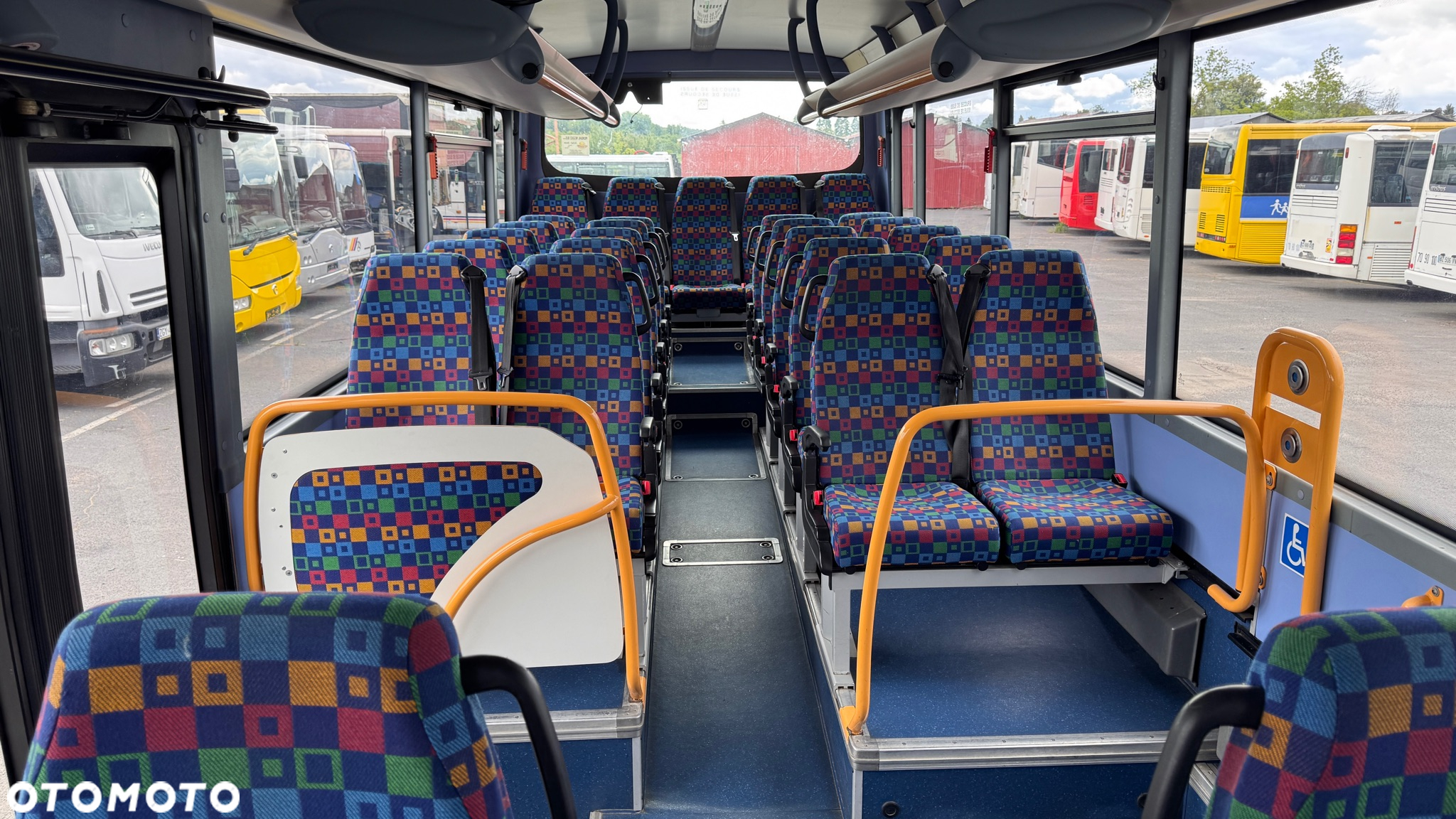Irisbus KRÓTKI 10,5 metra /Crossway / 46 miejsc/ mały przebieg / CENA: 87000zł netto - 15