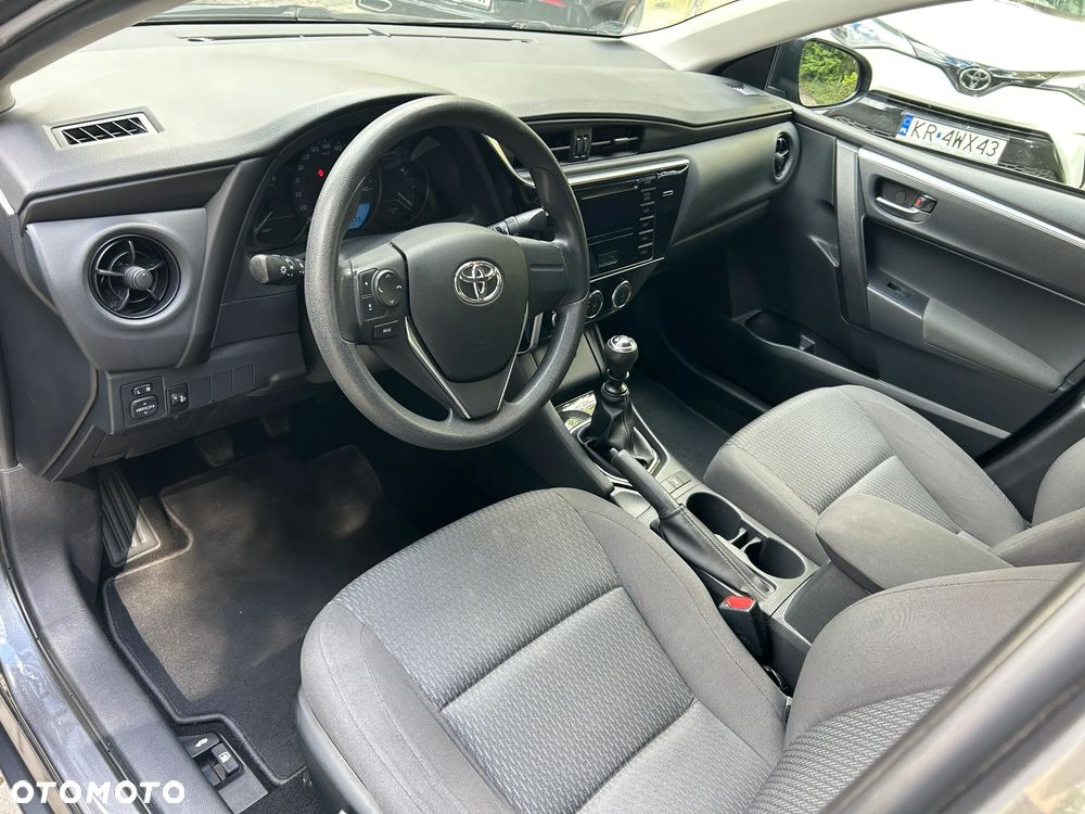 Toyota Corolla 1.6 Active - 8