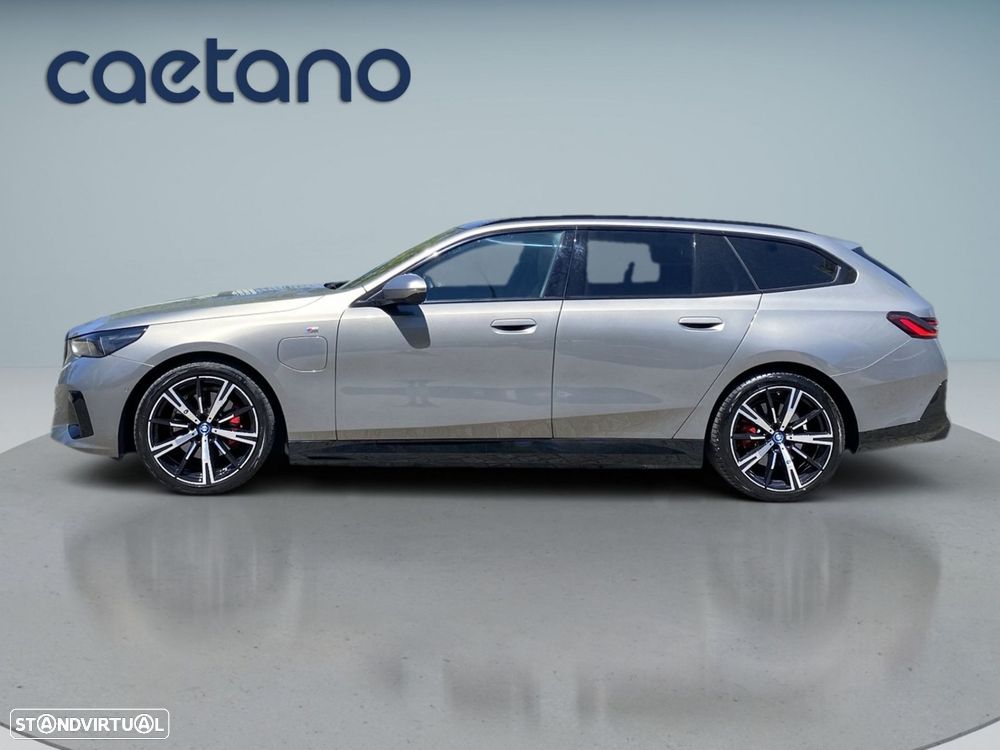 BMW 530 e Pack Desportivo M Pro - 31
