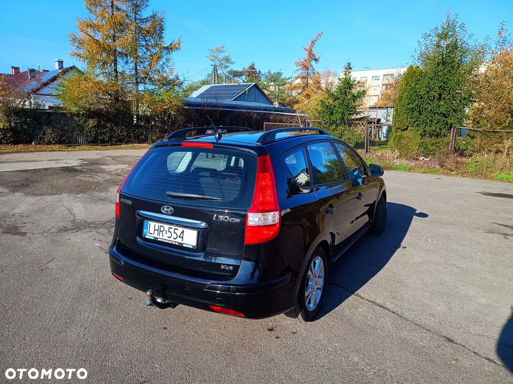 Hyundai i30 CW 10-12 - 7