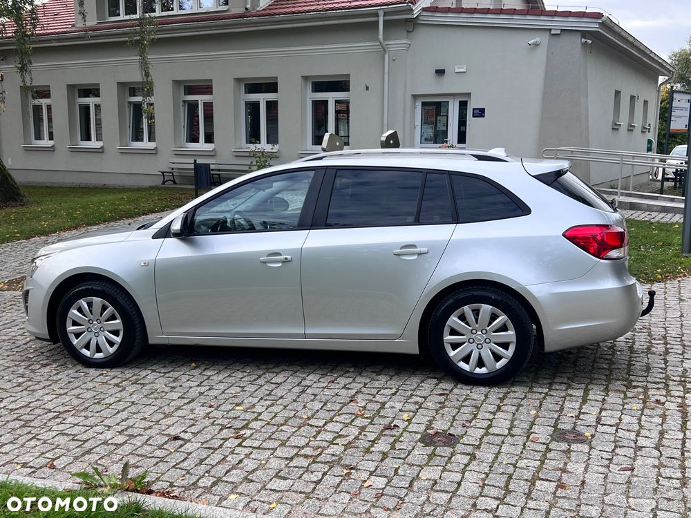 Chevrolet Cruze 1.6 LS - 8