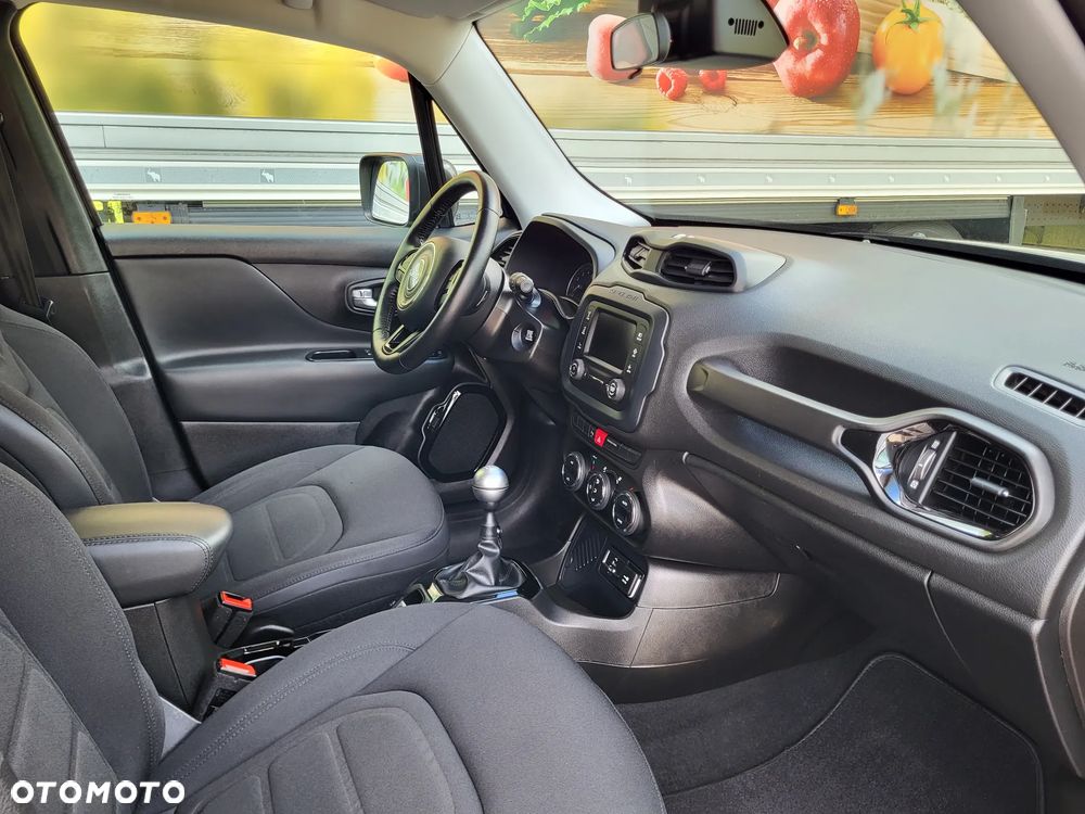 Jeep Renegade 1.6 E-torQ Night Eagle - 29