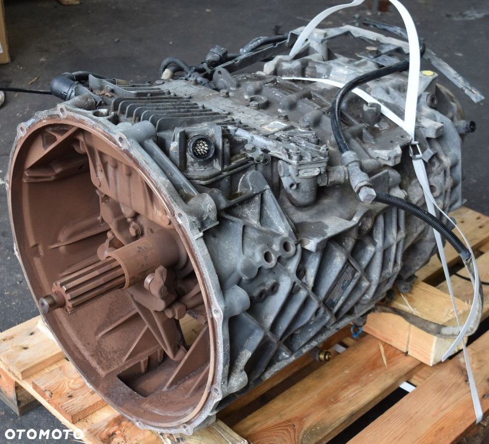 SKRZYNIA BIEGÓW KOMPLETN AUTOMAT ASTRONIC 12 AS 2330 TD - 2