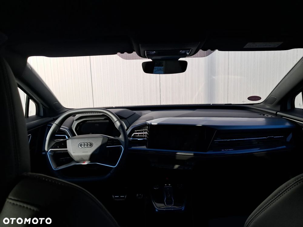 Audi Q4 e-tron - 10