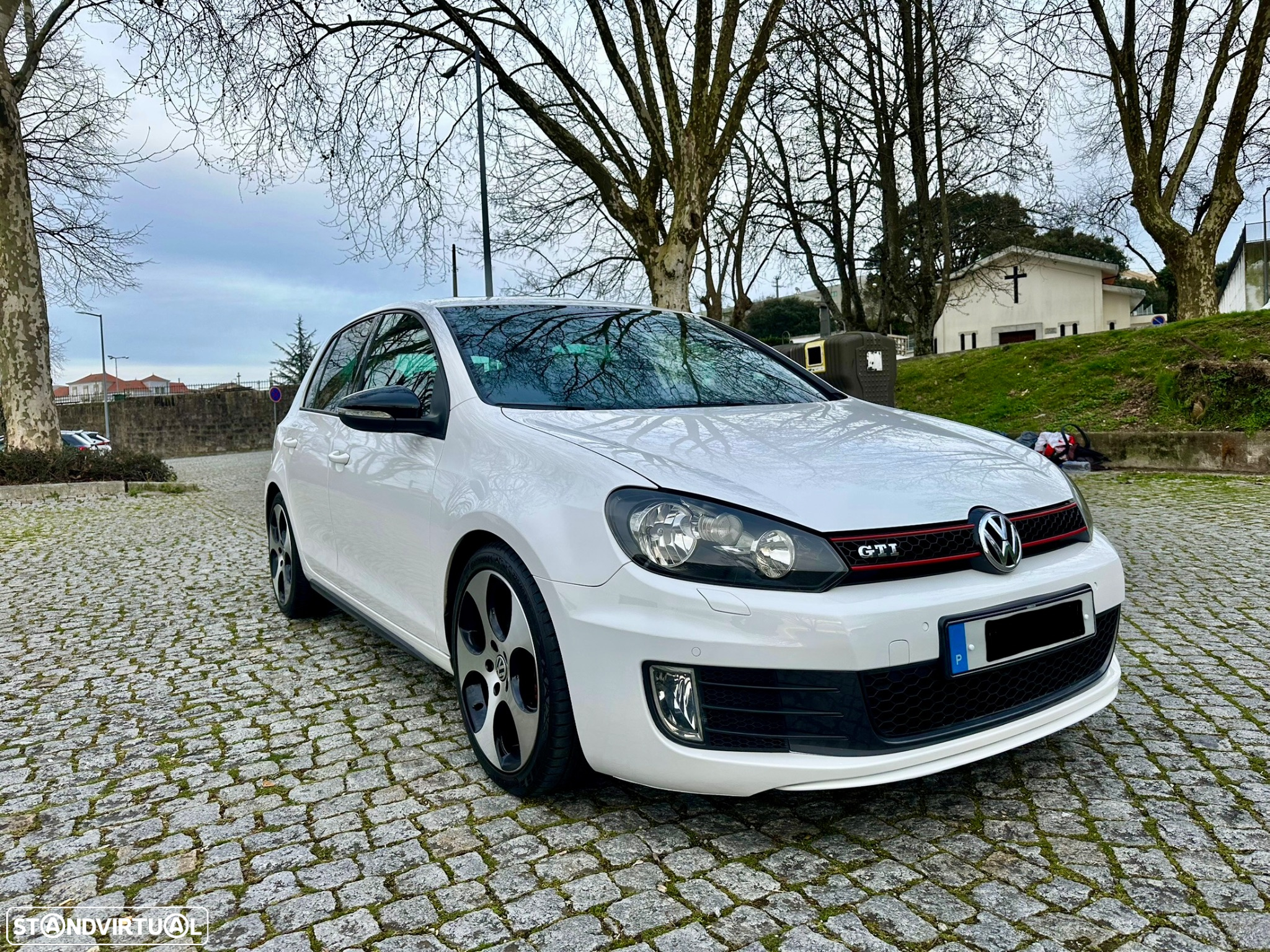 VW Golf 2.0 GTI DSG - 11
