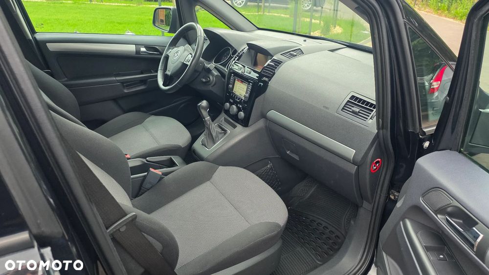 Opel Zafira 1.8 Edition Plus - 12