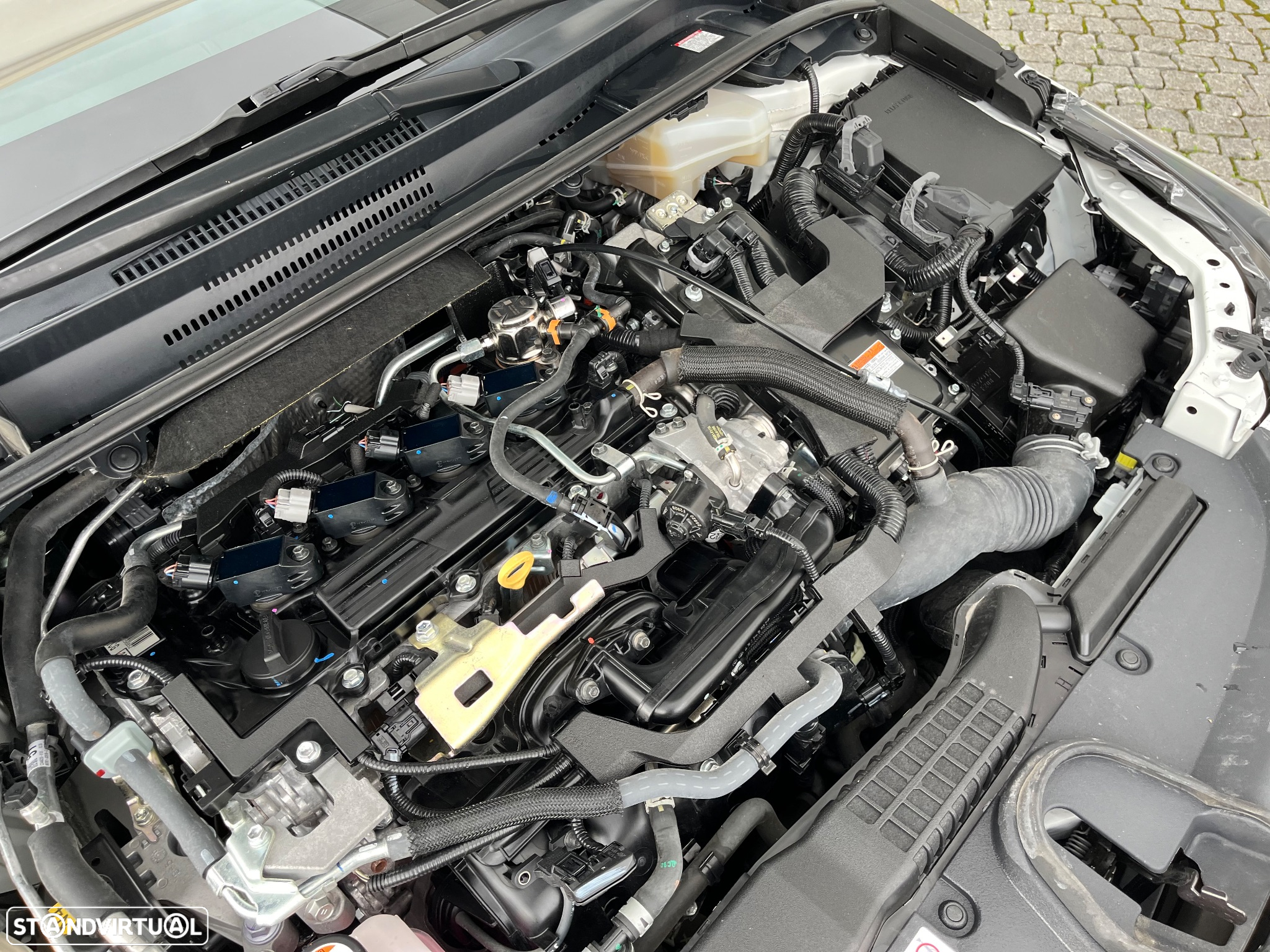 Toyota Corolla 2.0 Hybrid Luxury Black - 39
