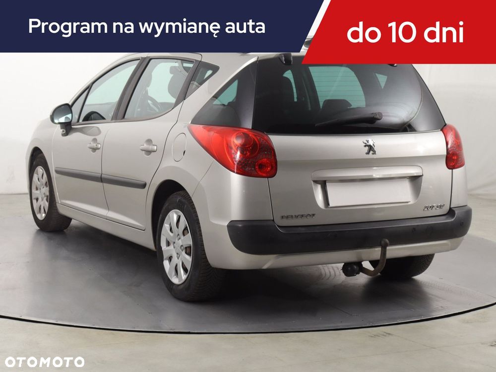Peugeot 207 - 6