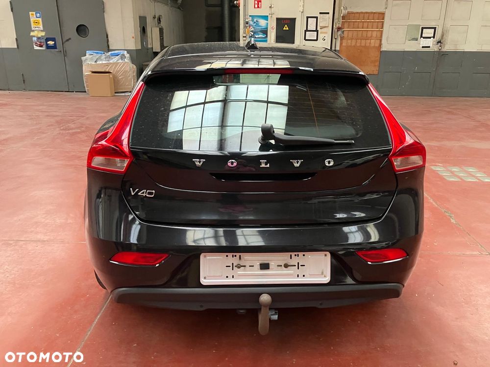Volvo V40 D2 - 7