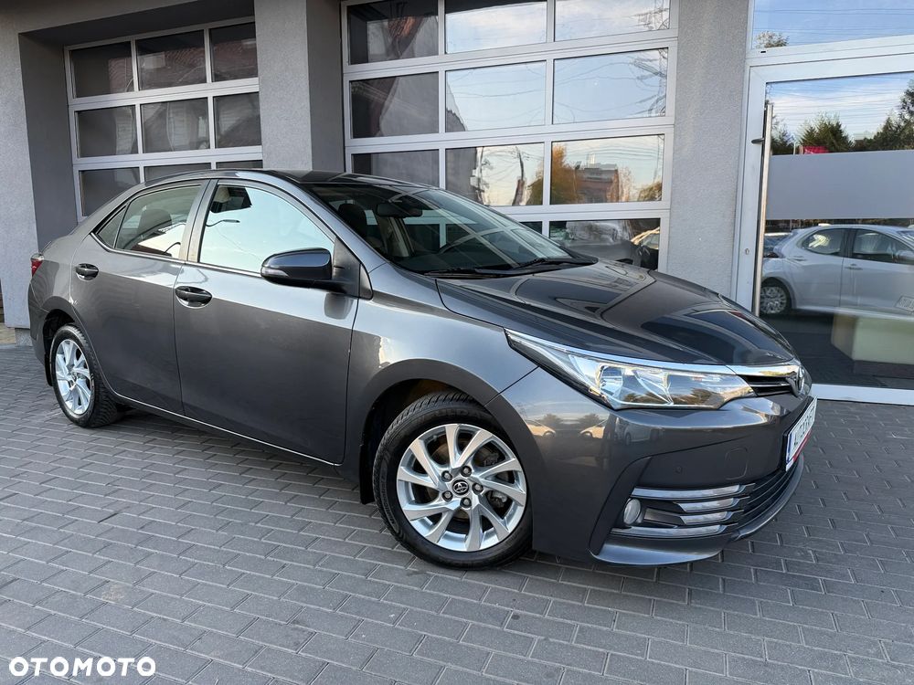 Toyota Corolla 1.4 D-4D Comfort - 23