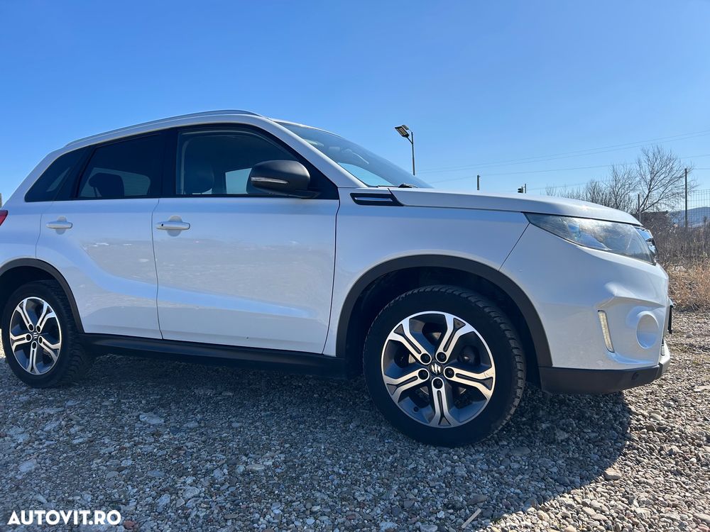 Suzuki Vitara 1.6 DDIS 4X4 Luxus Aut. - 39