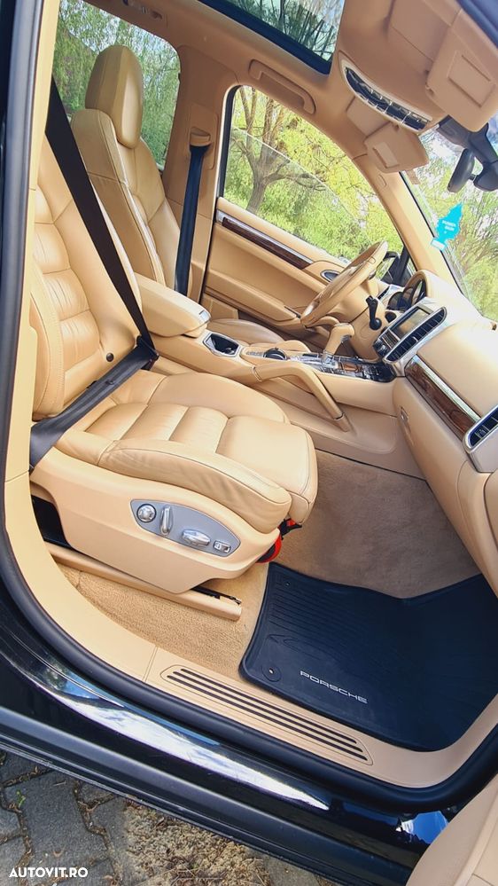 Porsche Cayenne Diesel Tiptronic S - 2