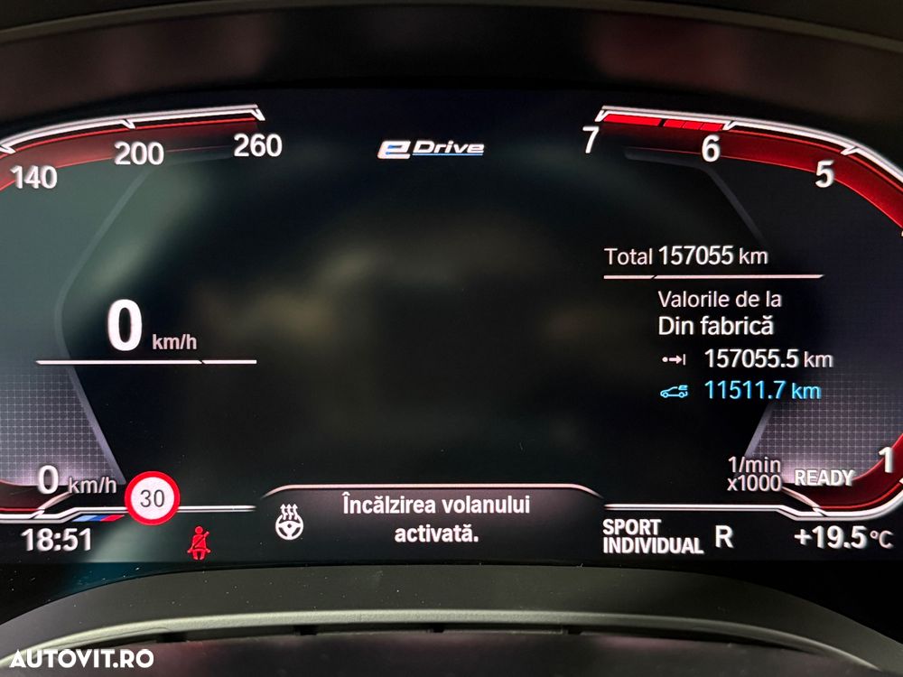 BMW Seria 5 530e Aut. M Sport Edition - 34