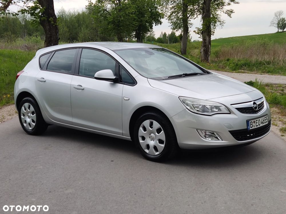 Opel Astra 1.4 ecoFLEX - 4