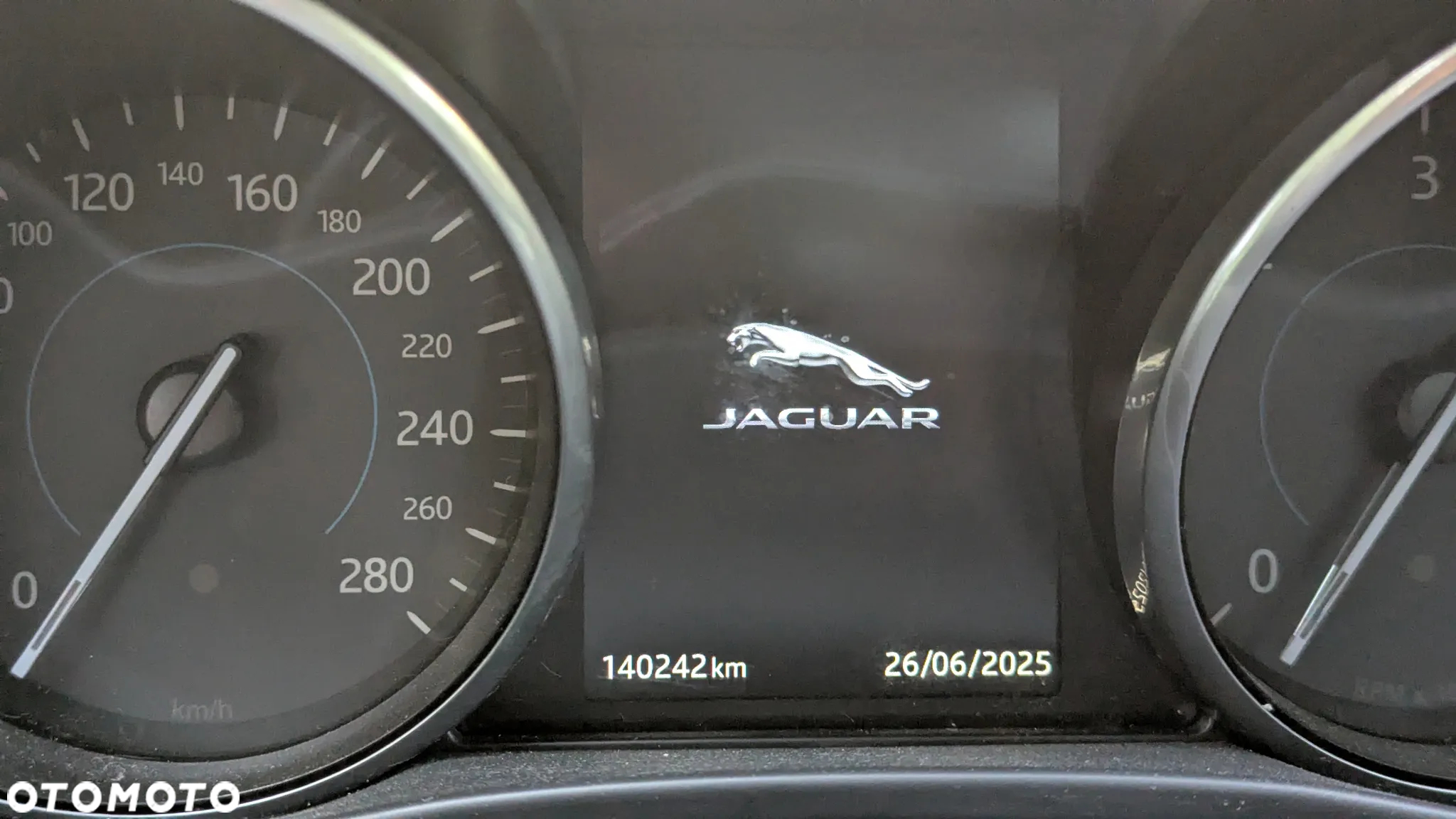 Jaguar F-Pace 2.0 i4D AWD Prestige - 24