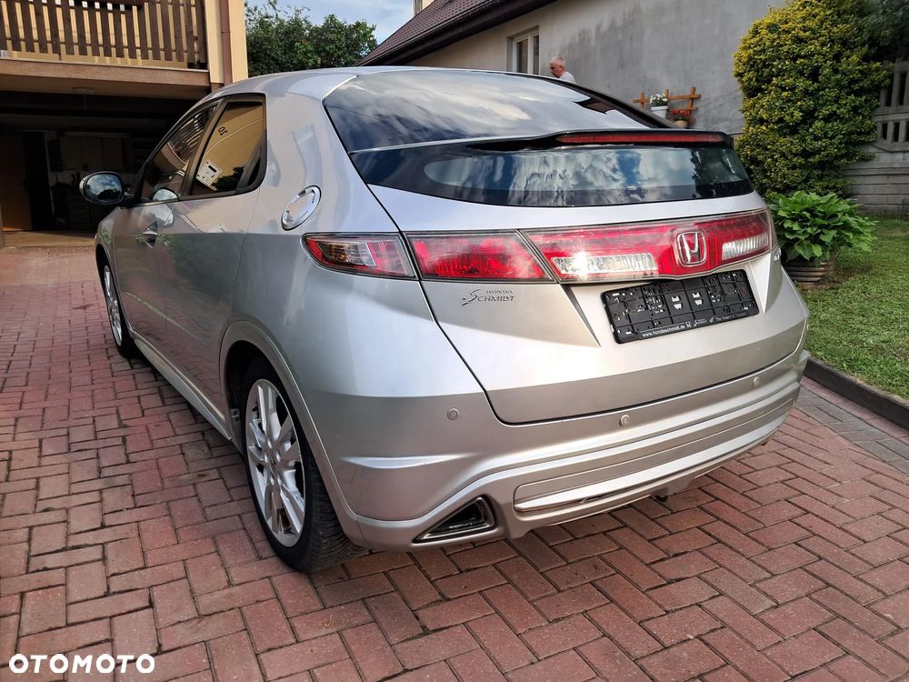 Honda Civic 1.8i-VTEC 50 Jahre Edition - 6