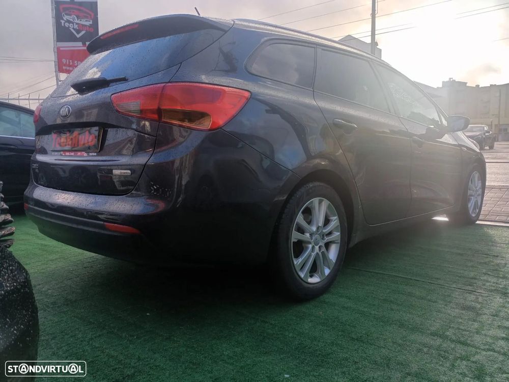 Kia Ceed SW 1.4 CRDi More - 9