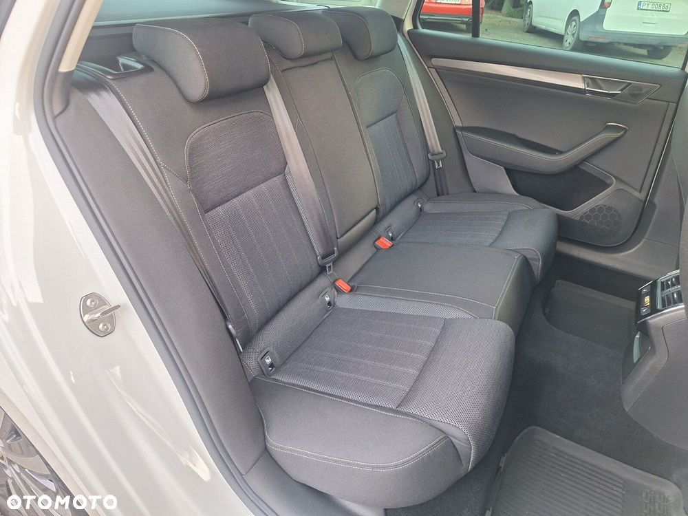 Skoda Superb 1.4 TSI Plug-In Hybrid Style DSG - 19