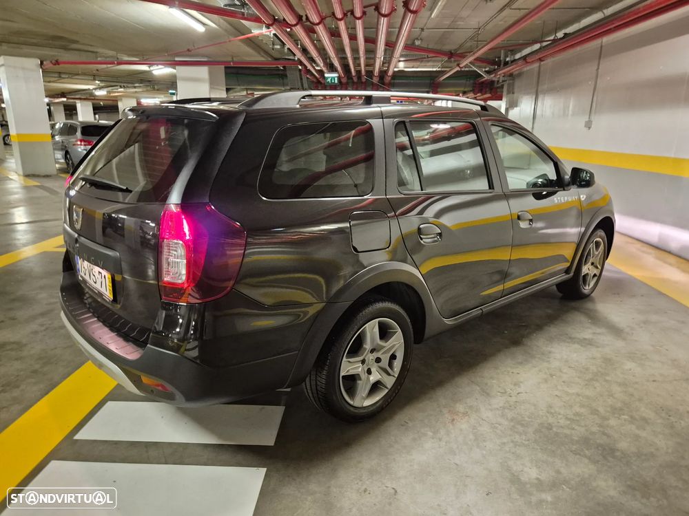 Dacia Logan MCV 0.9 TCe Stepway - 11