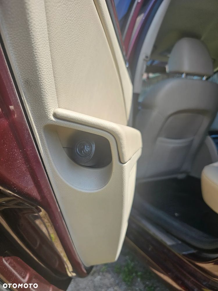 Skoda Superb 2.0 TDI Elegance DSG - 30