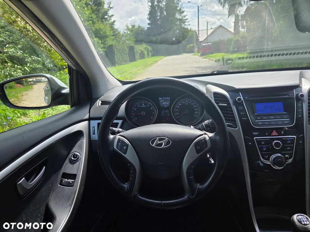 Hyundai i30 1.4 Premium - 10