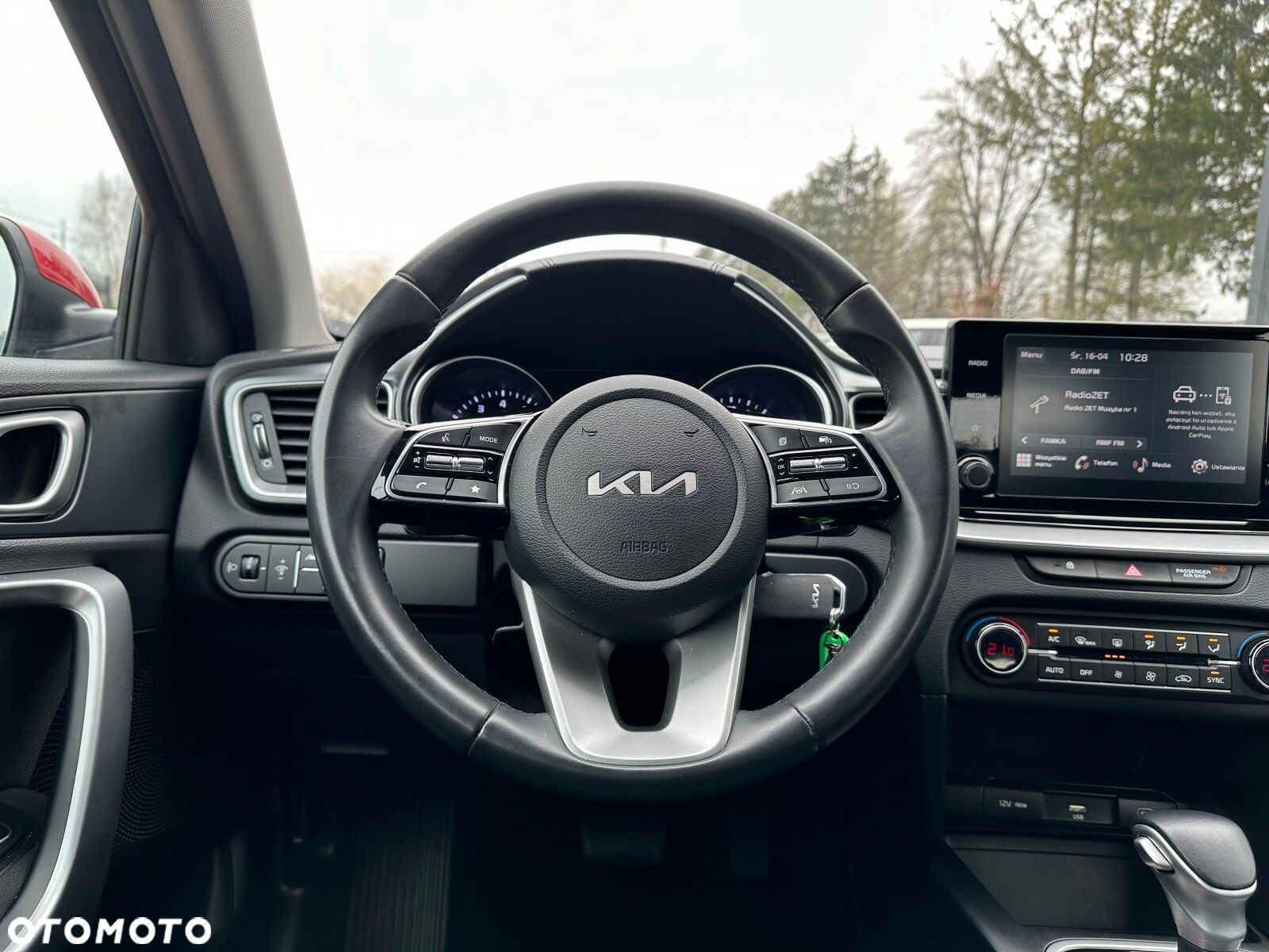 Kia Ceed - 14