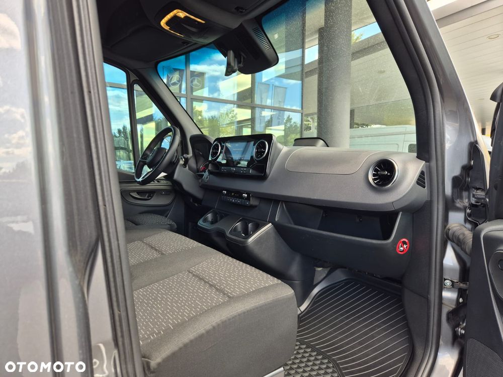 Mercedes-Benz Sprinter 319 4x4 - 16
