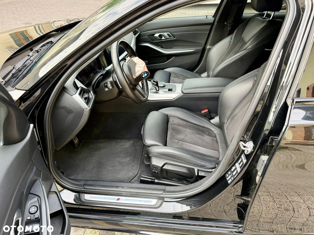 BMW Seria 3 320d xDrive mHEV M Sport - 9