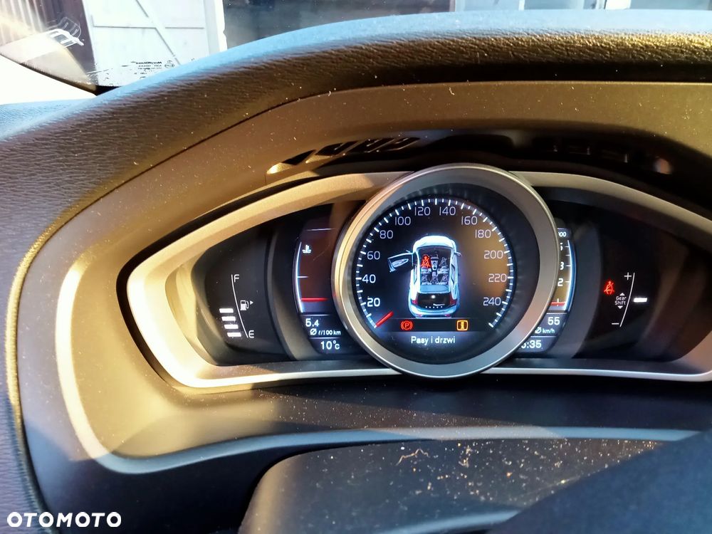 Volvo V40 D2 Summum - 2