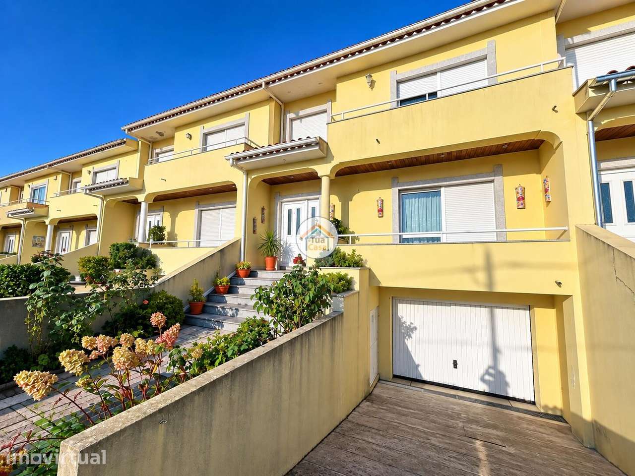 Moradia T3+1 com Jardim, Garagem e Terraço em Fiães - Grande imagem: 5/7