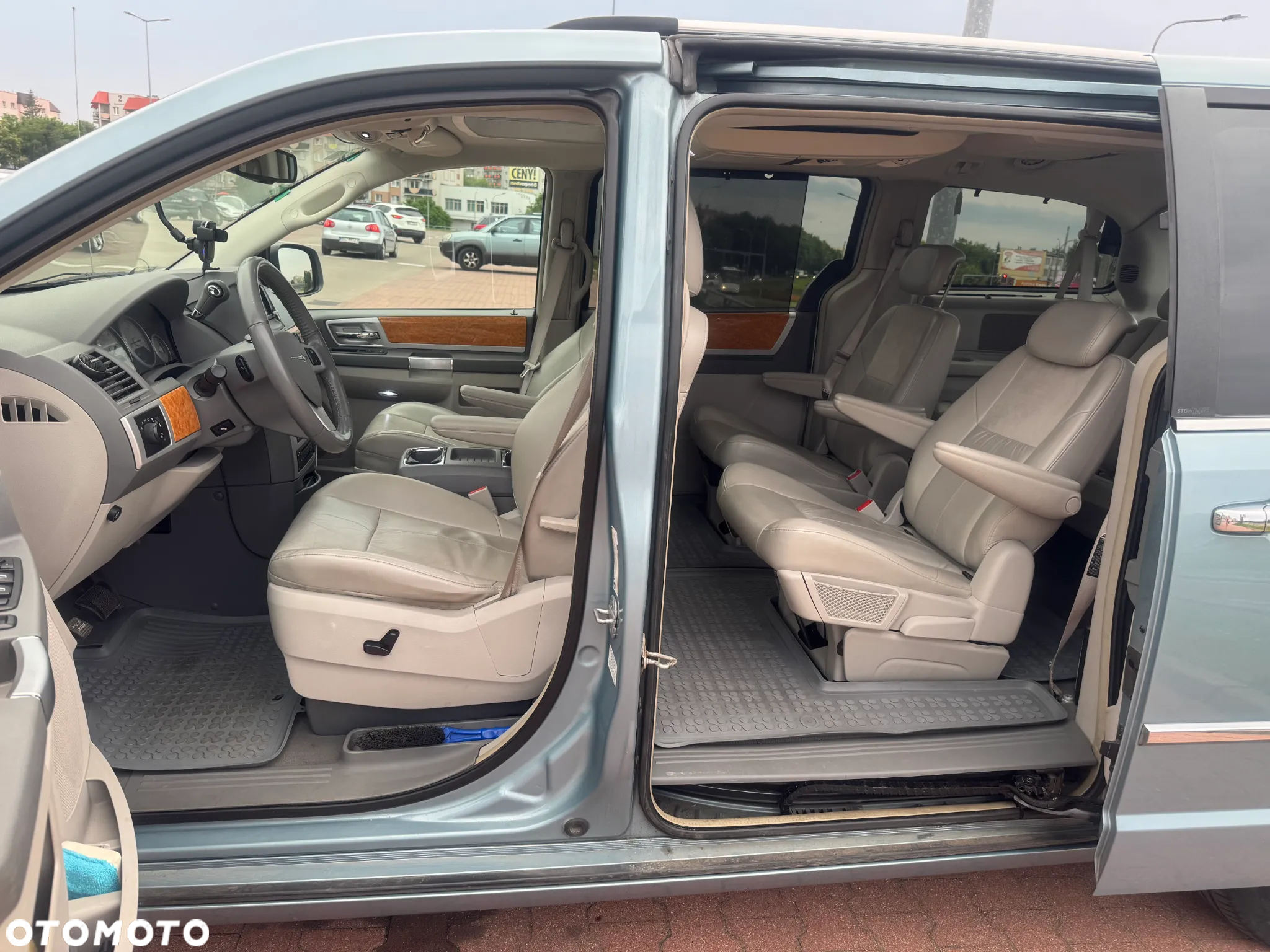 Chrysler Town & Country 4.0 Limited - 13