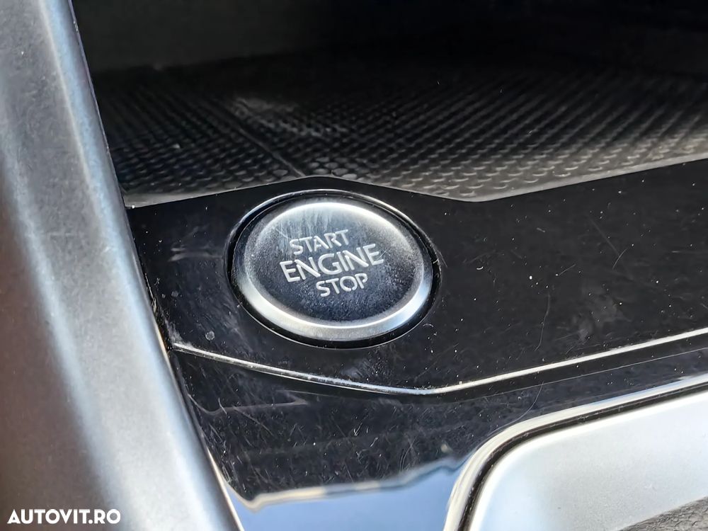 Volkswagen T-Roc 2.0 TDI SCR DSG Life - 31