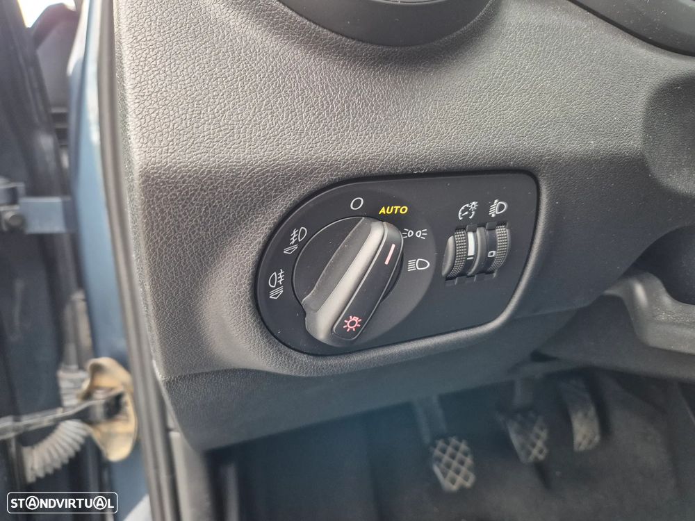 Audi A1 Sportback 1.6 TDI design - 16