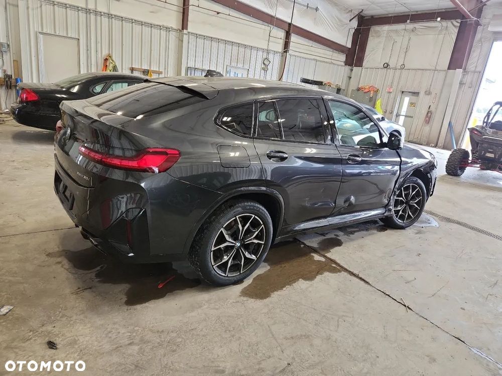 BMW X4 xDrive30i M Sport - 4
