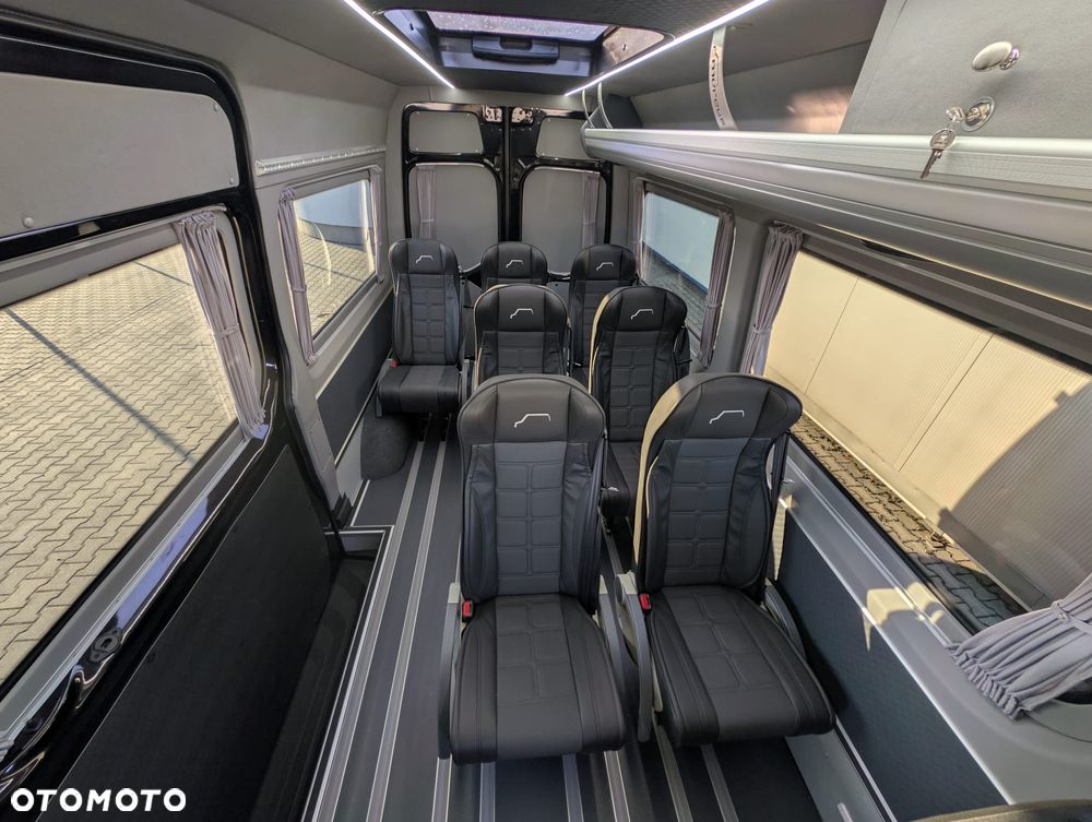 Mercedes-Benz Sprinter - 21