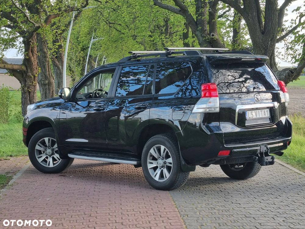 Toyota Land Cruiser LC 3.0 D-4D Prestige - 10