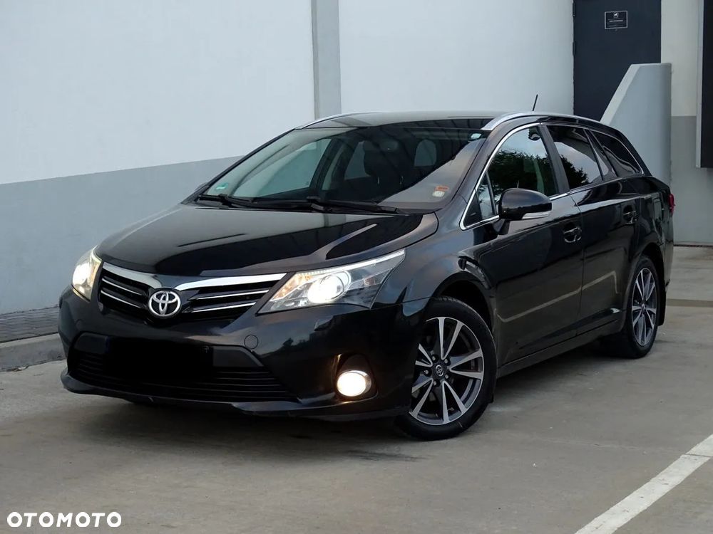 Toyota Avensis 2.0 D-4D - 1