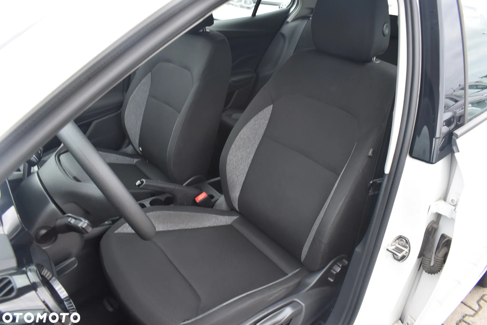 Skoda Fabia 1.0 Active - 11