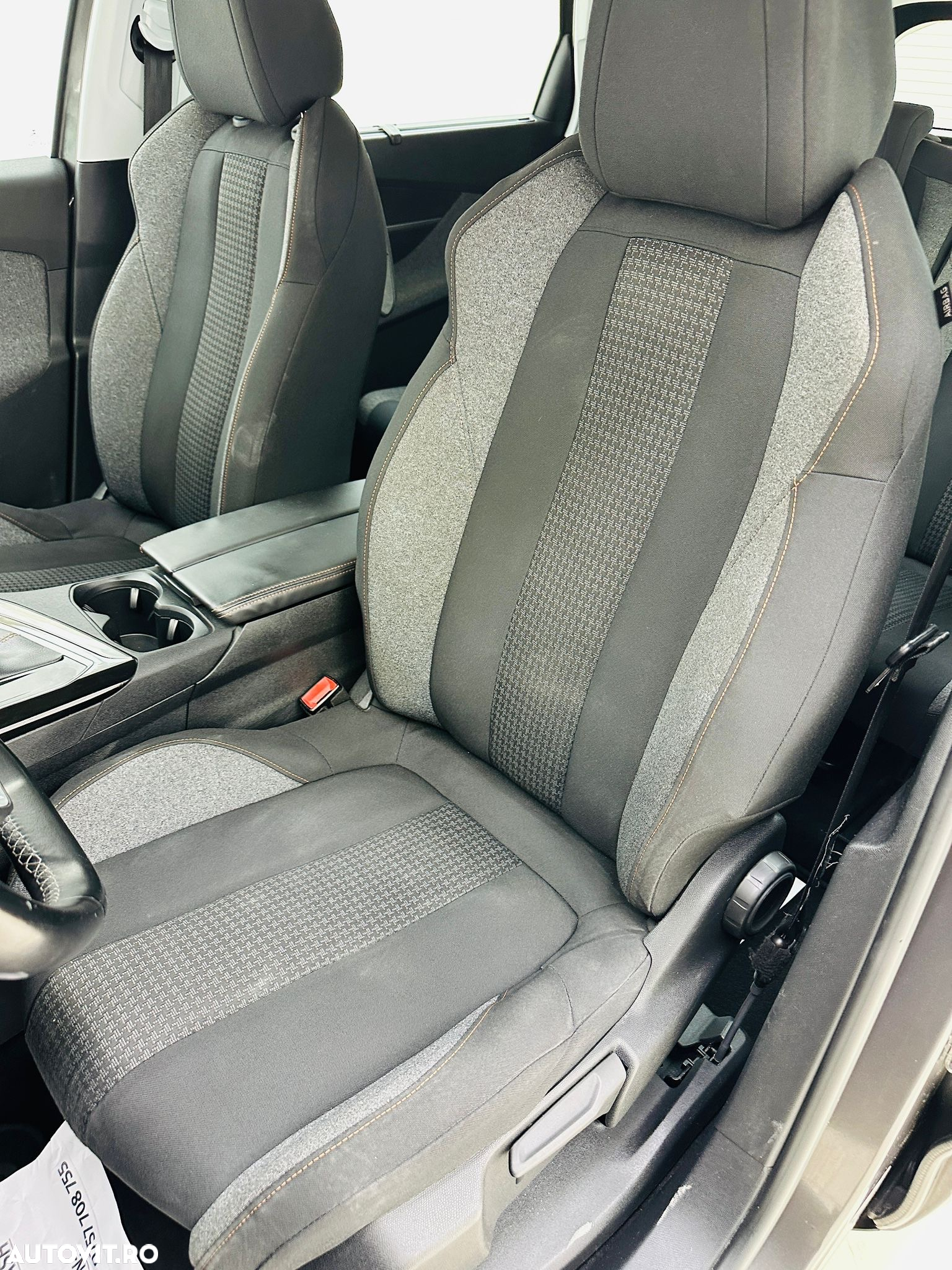 Peugeot 5008 - 13