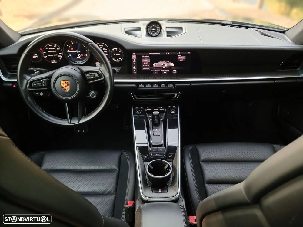 Porsche 911 (992) Carrera S PDK - 11