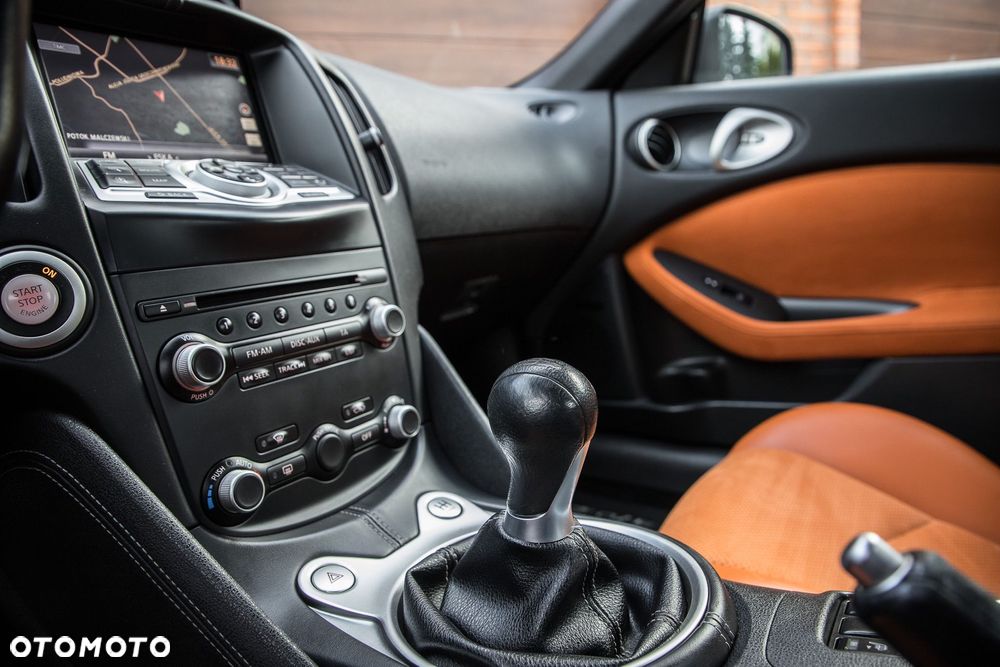Nissan 370 Z 3.7 V6 Premium - 25