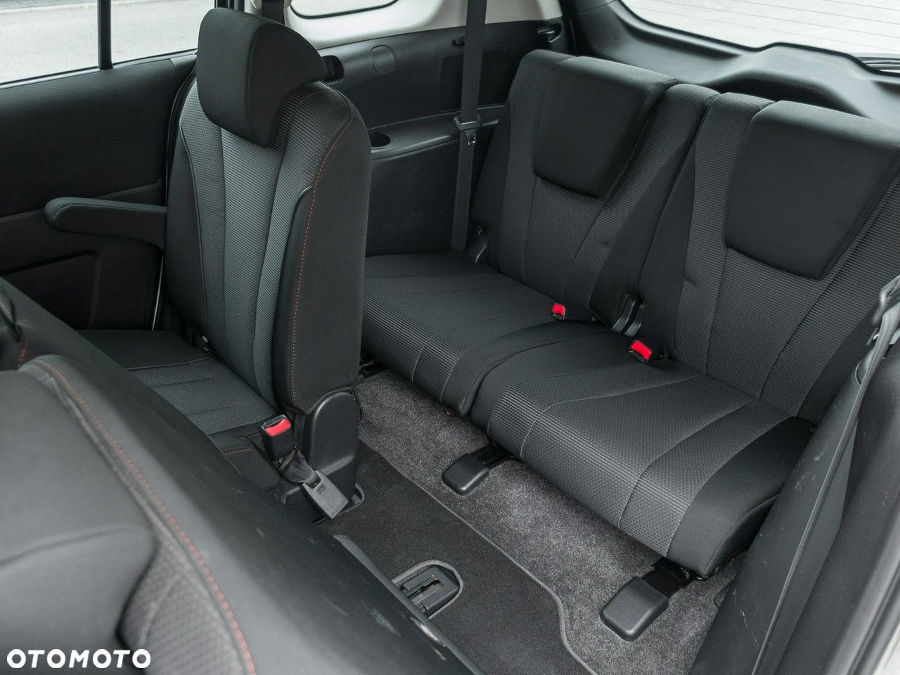 Mazda 5 - 17