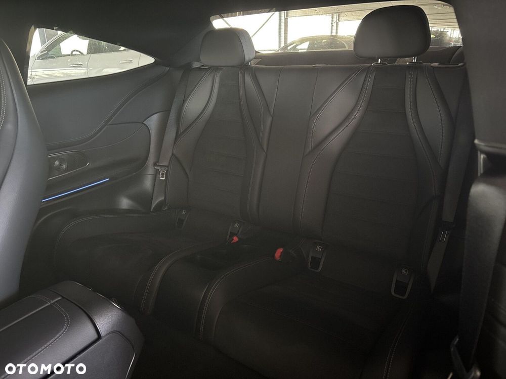 Mercedes-Benz CLE - 22